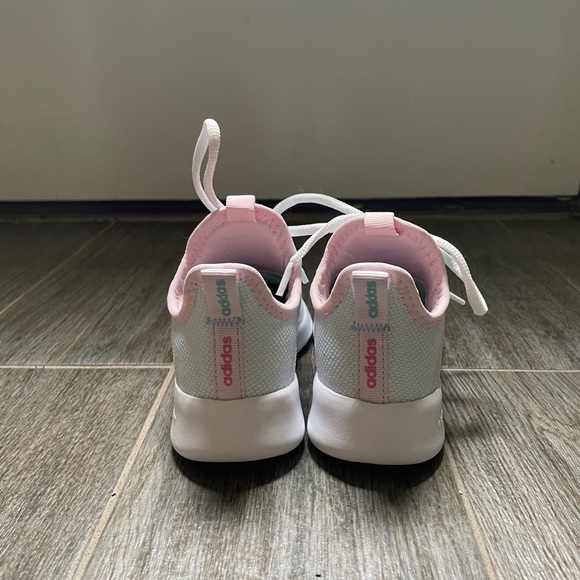 NIB Adidas Cloudfoam pink/blue - Picture 3 of 3